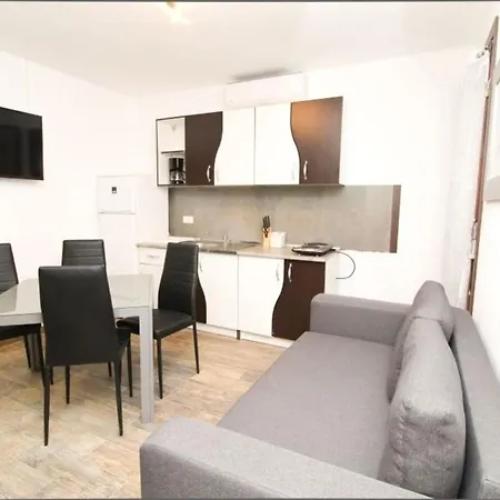 Fuer 4 Personen Ca 41 Qm In Bale, Istrien Istrische Riviera Apartment Bale