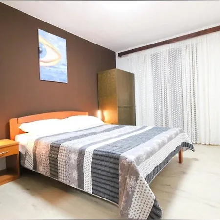 Apartment Fuer 4 Personen Ca 41 Qm In Bale, Istrien Istrische Riviera *